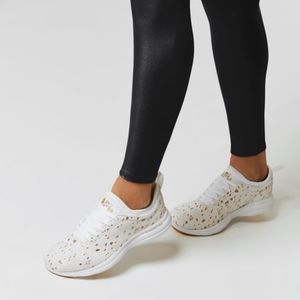 APL TechLoom Phantom - NEVER Worn/NIB Size 7.5